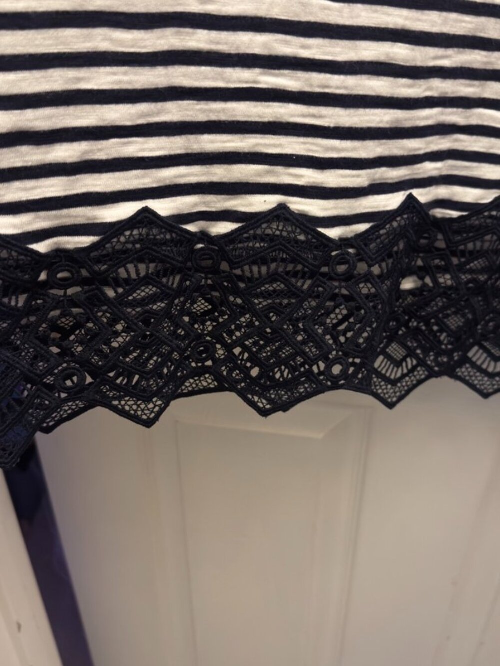 Chico's Striped Lace Trim Top Navy White Cotton Modal Knit Blouse Size 3 (XL) - Picture 4 of 7